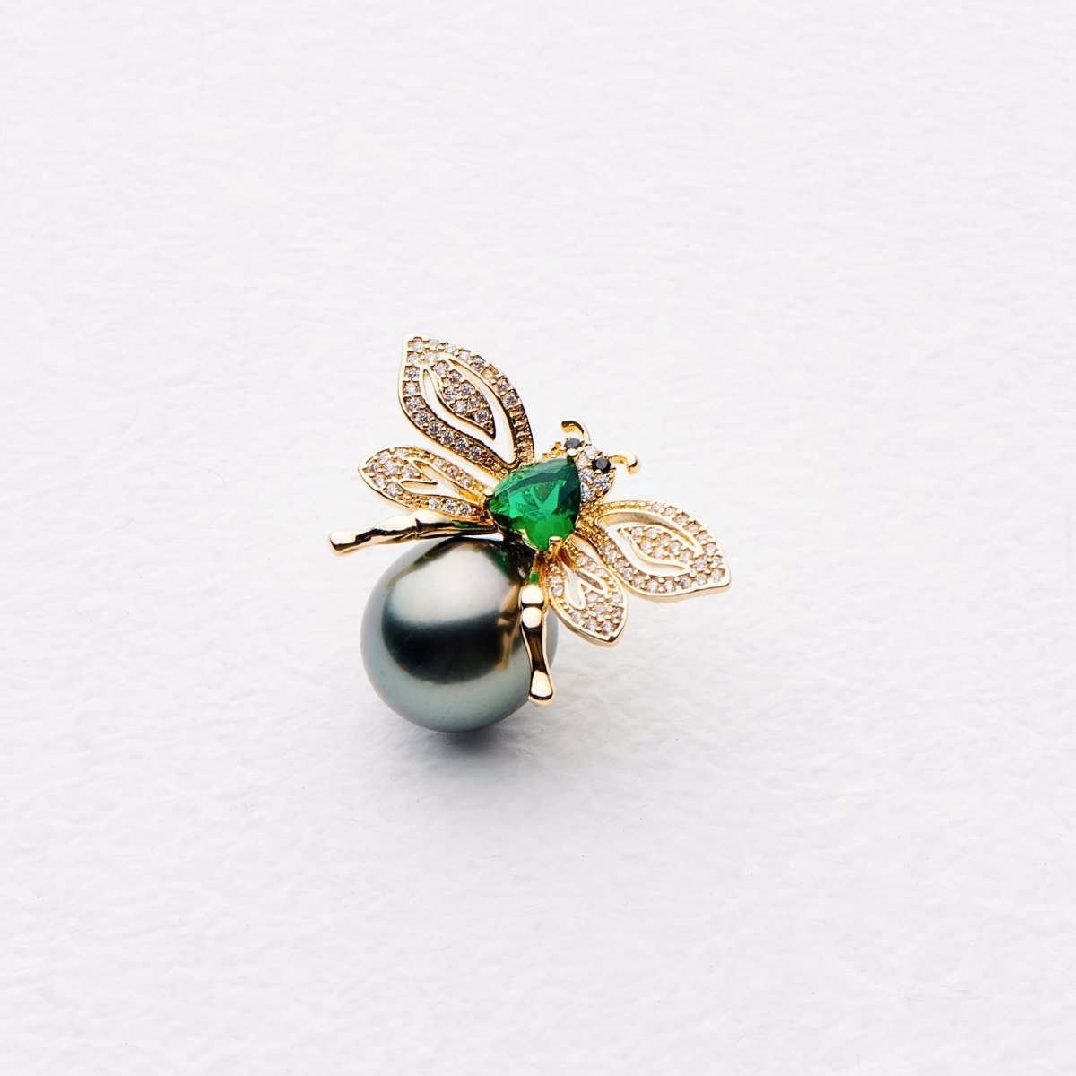 Atera Bee-shaped Brooch - ATERA PEARL