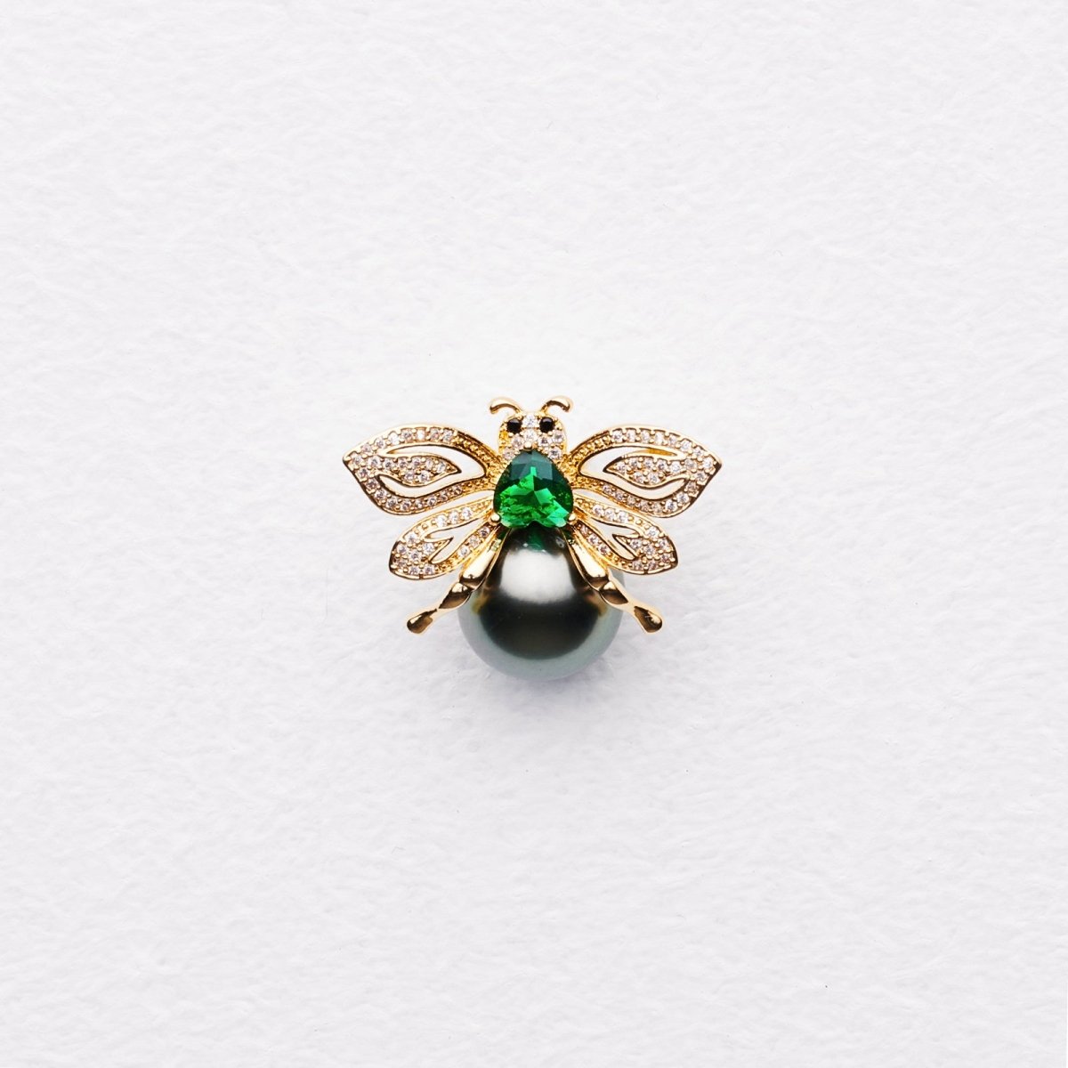 Atera Bee-shaped Brooch - ATERA PEARL